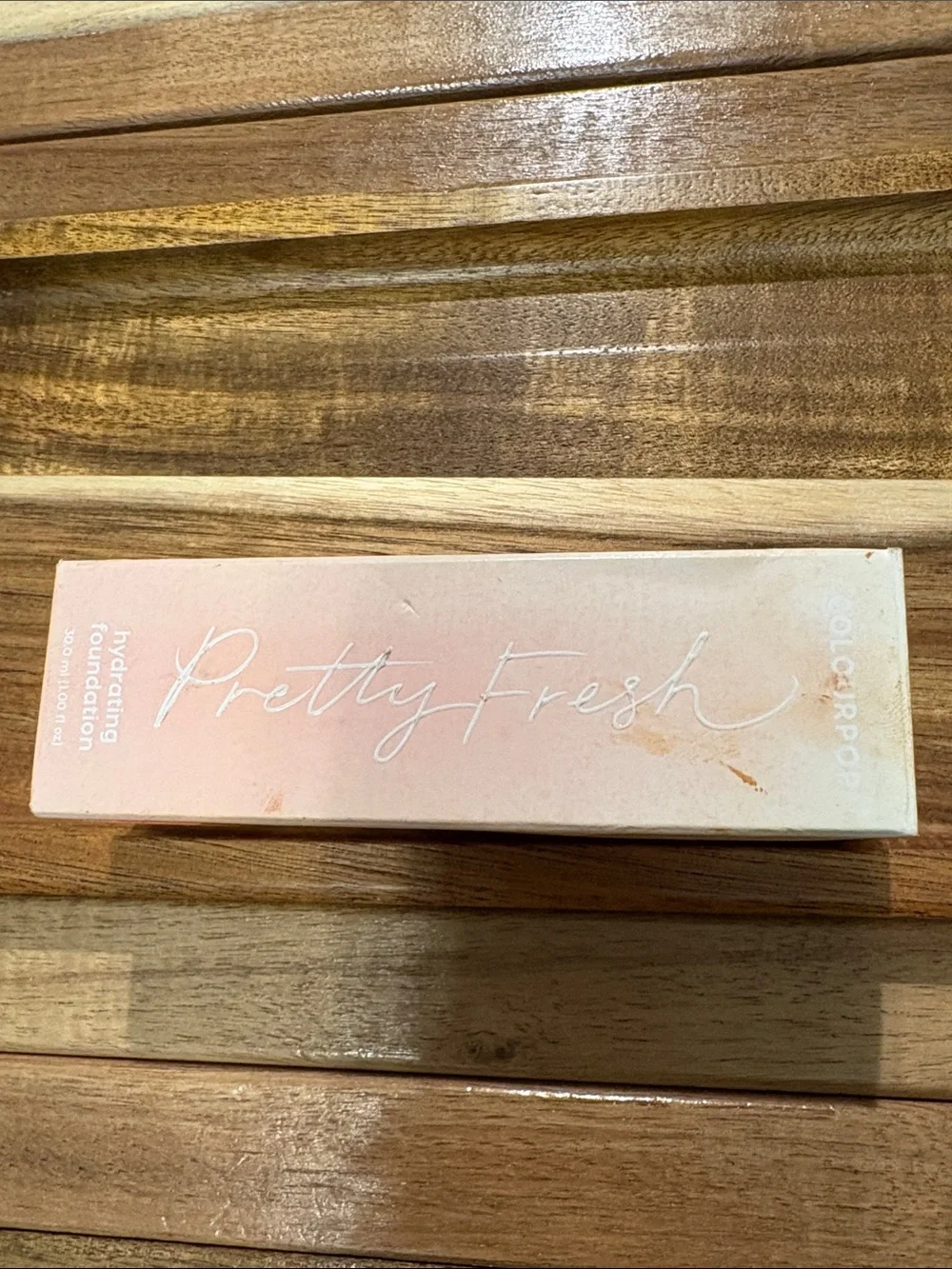 COLOURPOP Pretty Fresh Hyaluronic Hydrating Foundation - Warm Tan